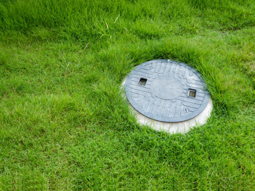 Septic tank underground waste treatment system